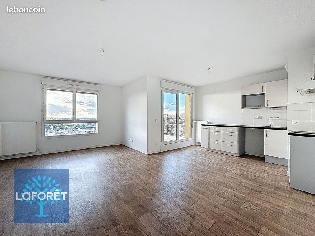 Appartement 2 pièces 48 m² · à Évry-Courcouronnes · 48 m² · 935 €/mois