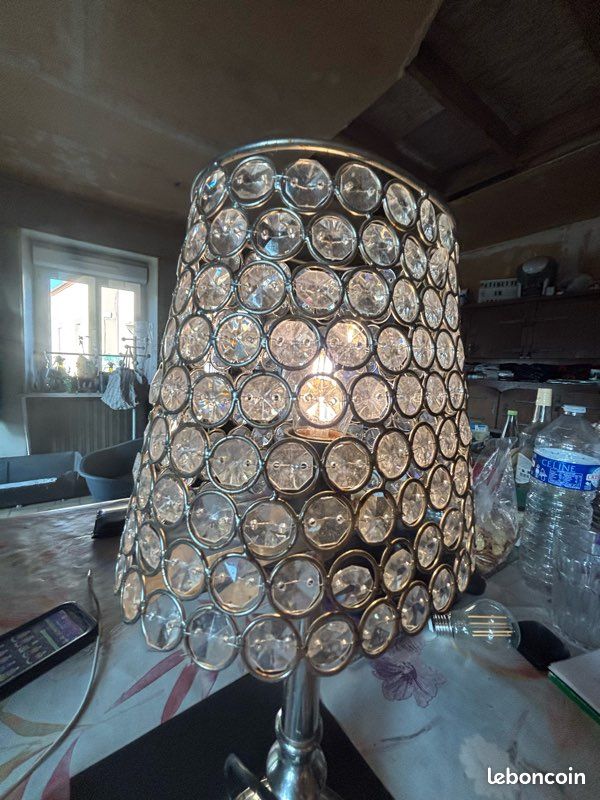 Superbe Lampe de Table Style Cristal – Illuminez votre Intérieur avec Élégance (image 16)