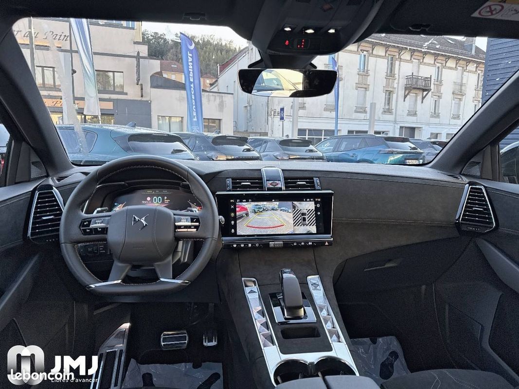 DS DS 7 Hybride Rechargeable E-Tense 225 EAT8 Edition France (image 8)