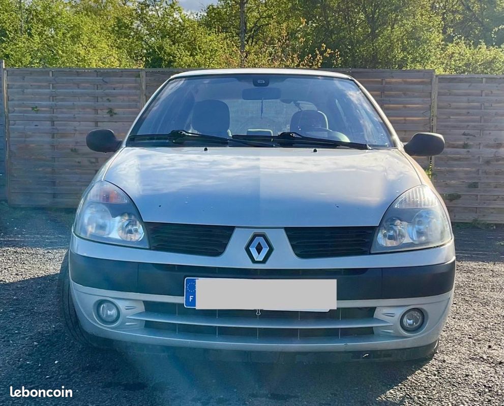 Renault Clio 1.5 DCI 80 CONFORT AUTHENTIQUE (image 8)