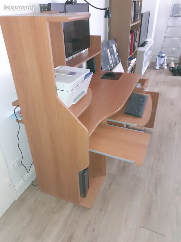 Bureau (image 2)