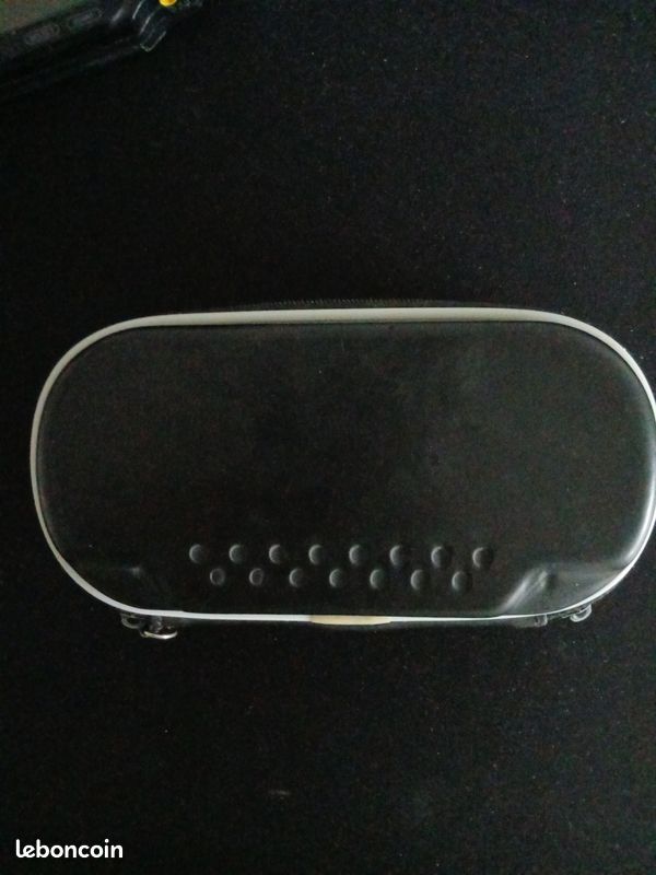 Psp HS avec son etui d'origine (image 5)