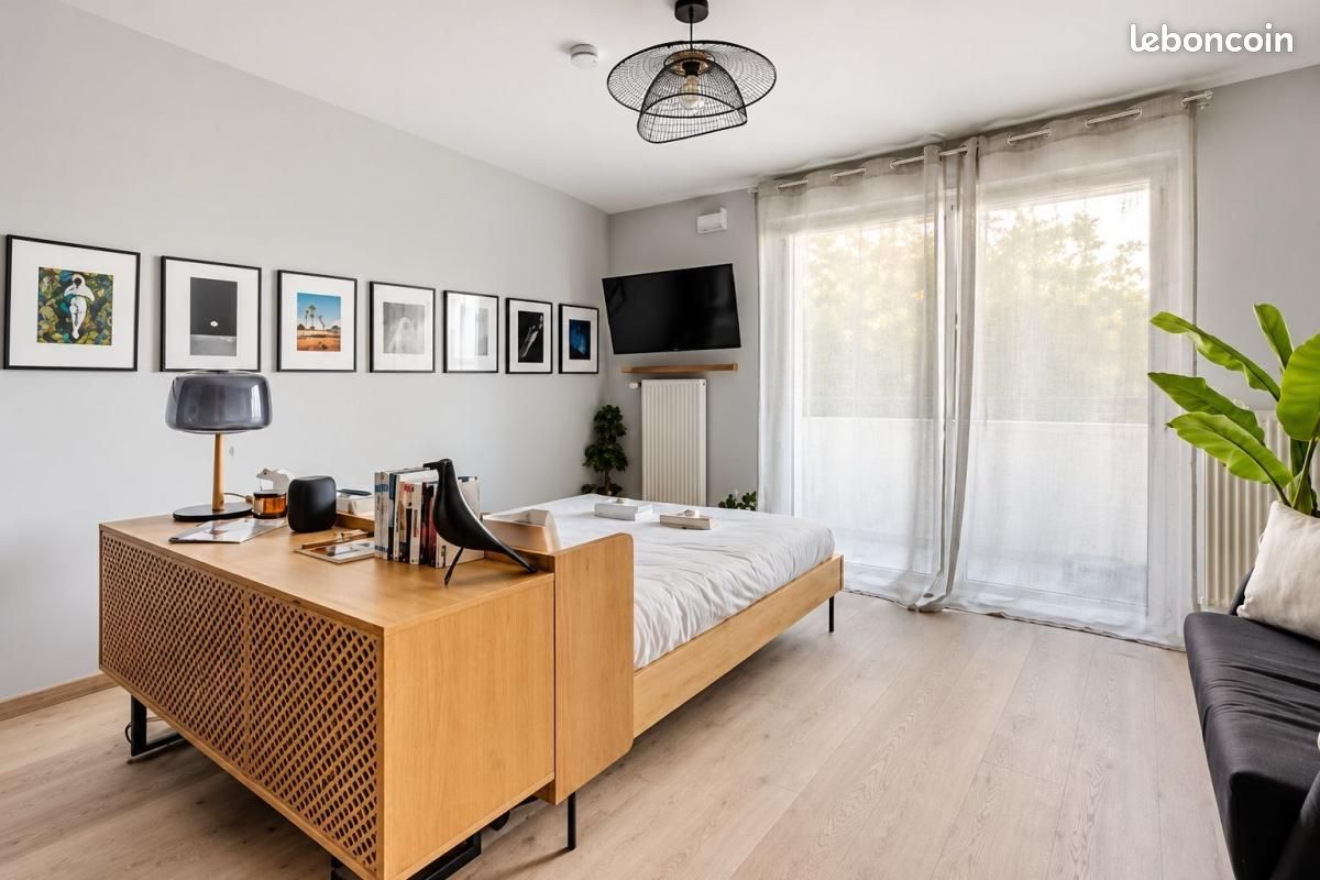 Appartement 1 pièce 28 m² · à Villejuif · 28 m² · 225 000 €