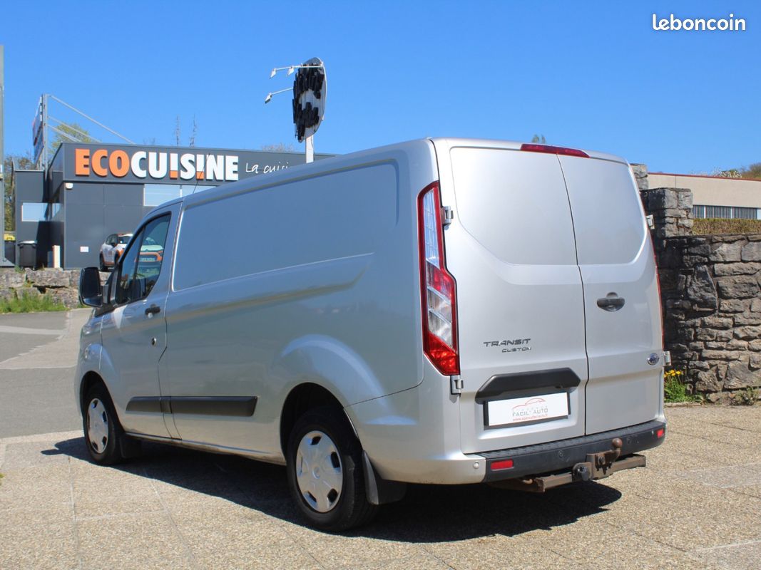 Ford transit custom fourgon 340 l1h1 2.0 ecoblue 130 (image 4)