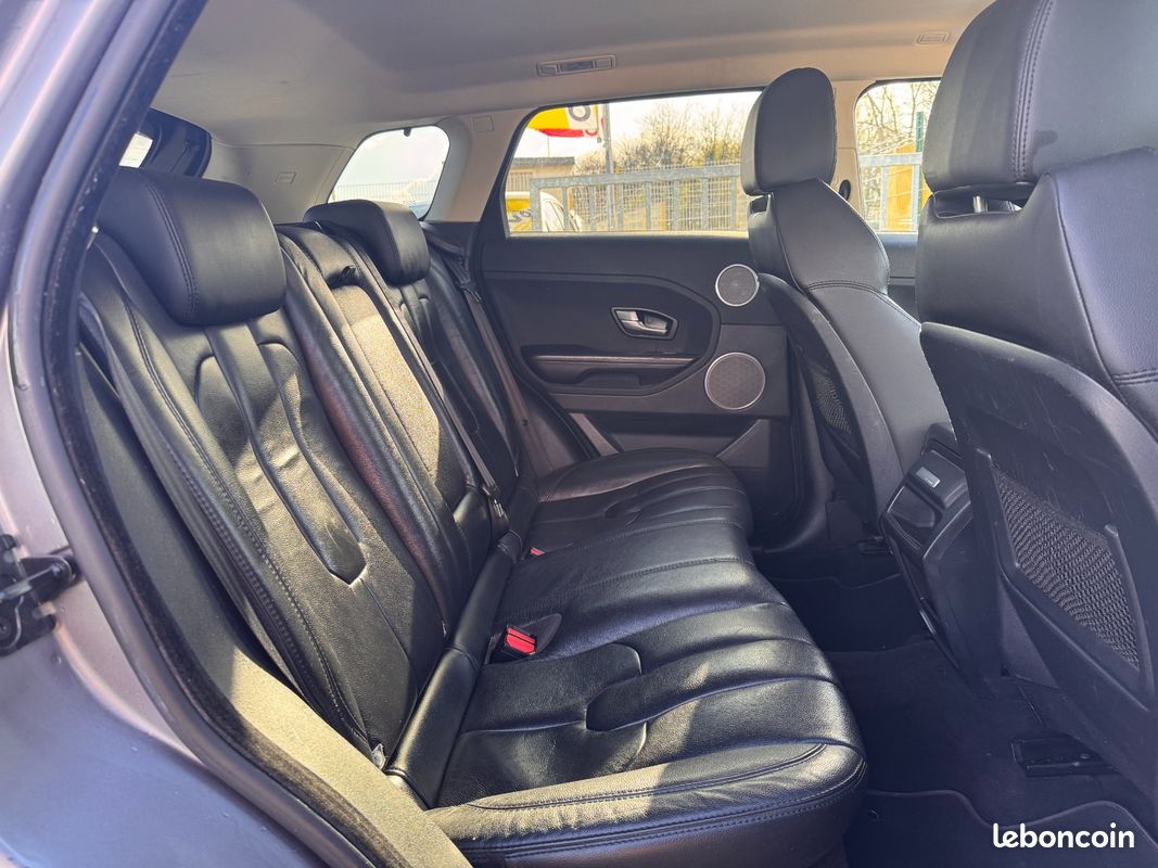 Land Rover RANGE ROVER EVOQUE 2.2 TD4 16V 4WD BVA6 150 cv Boîte auto Prestige (image 10)