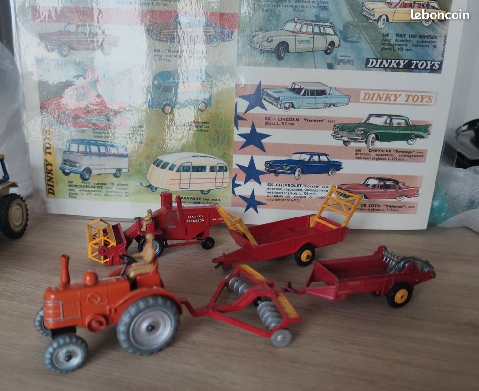 DINKY TOYS REMORQUE BACHEE + BOITE D'ORIGINE N°70 MADE IN