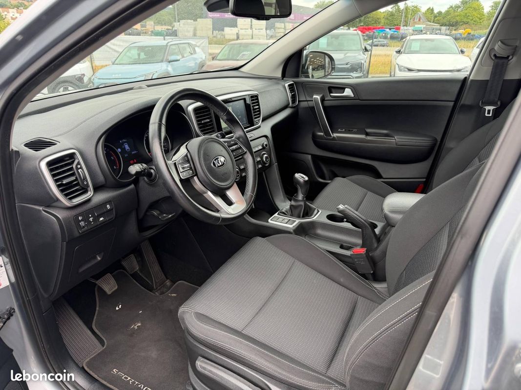Kia Sportage 1.6 CRDi 115ch ISG Active 4x2 (image 9)