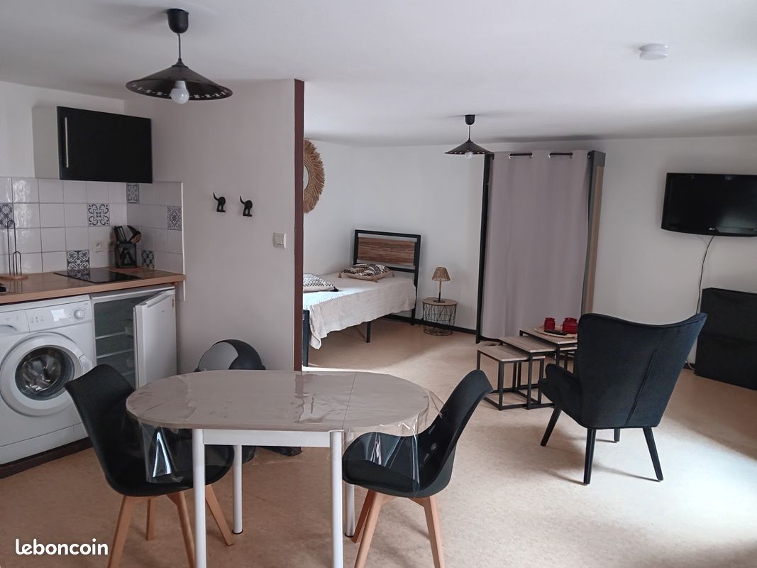Appartement 1 pièce 29 m² · à Millau · 29 m² · 380 €/mois