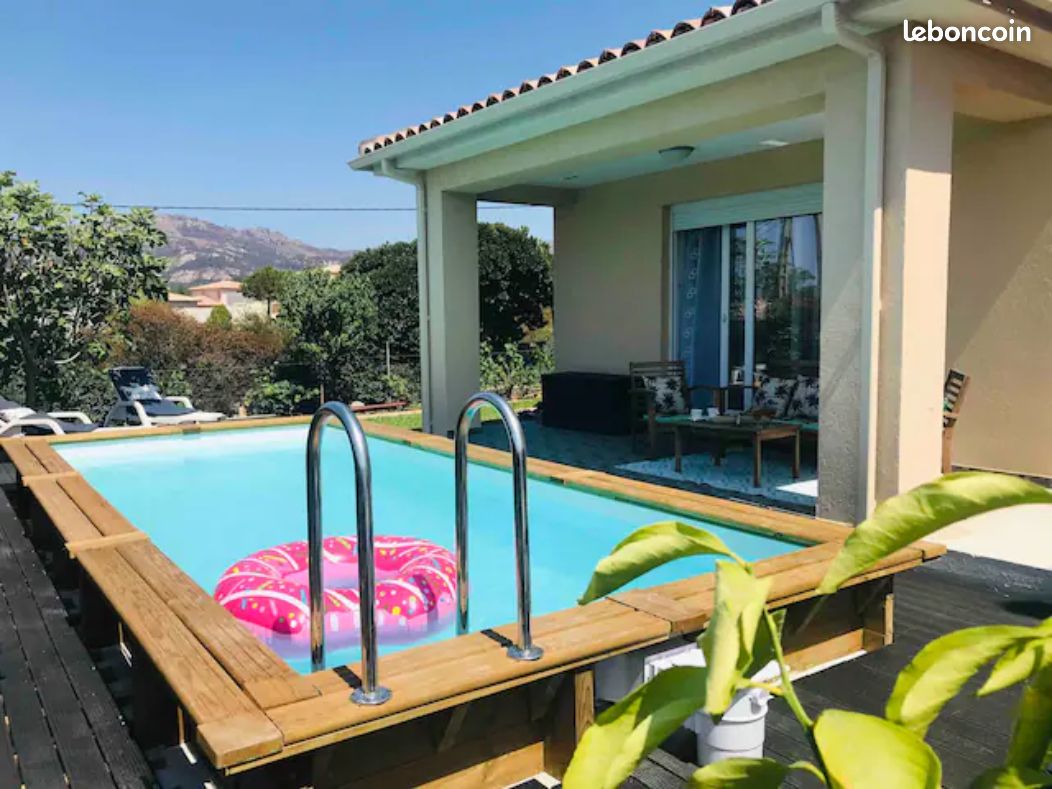 Maison cosy avec piscine (image 1)