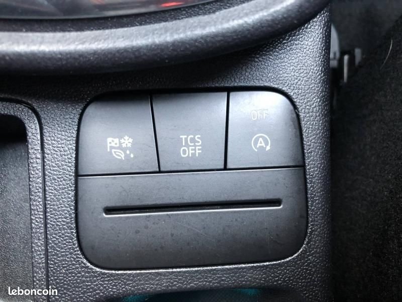 Ford Puma 1.0 Flexifuel 125ch S&S mHEV ST-Line X (image 26)
