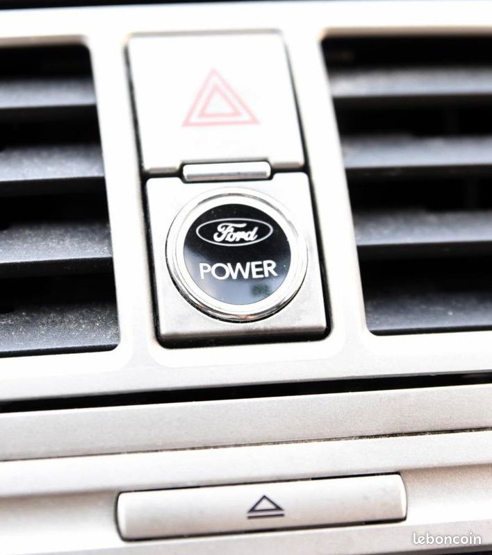 FORD KUGA 2.0 TDCi FAP - 140ch - Finition Trend - Garantie 12 mois (image 30)