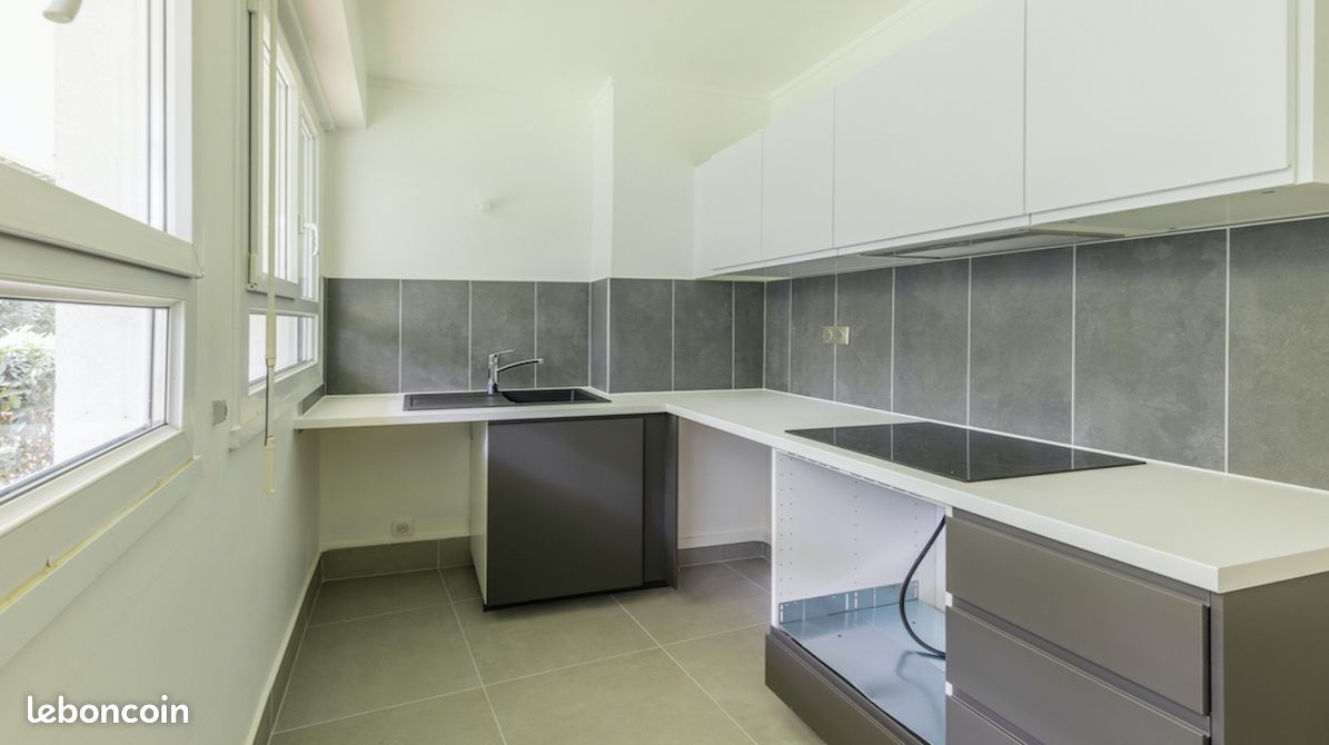 Appartement a louer ville-d'avray - 5 pièce(s) - 123 m2 - Surfyn