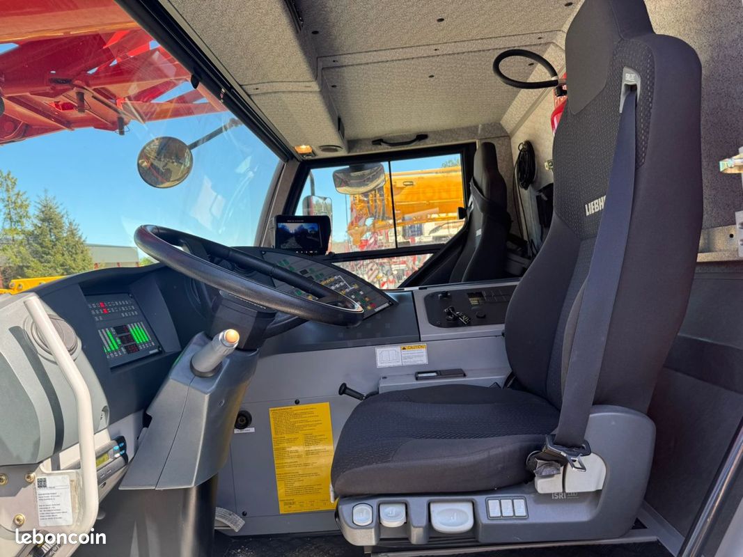 Liebherr LTM 1070-4.2 *54.317 km Seulement (image 7)