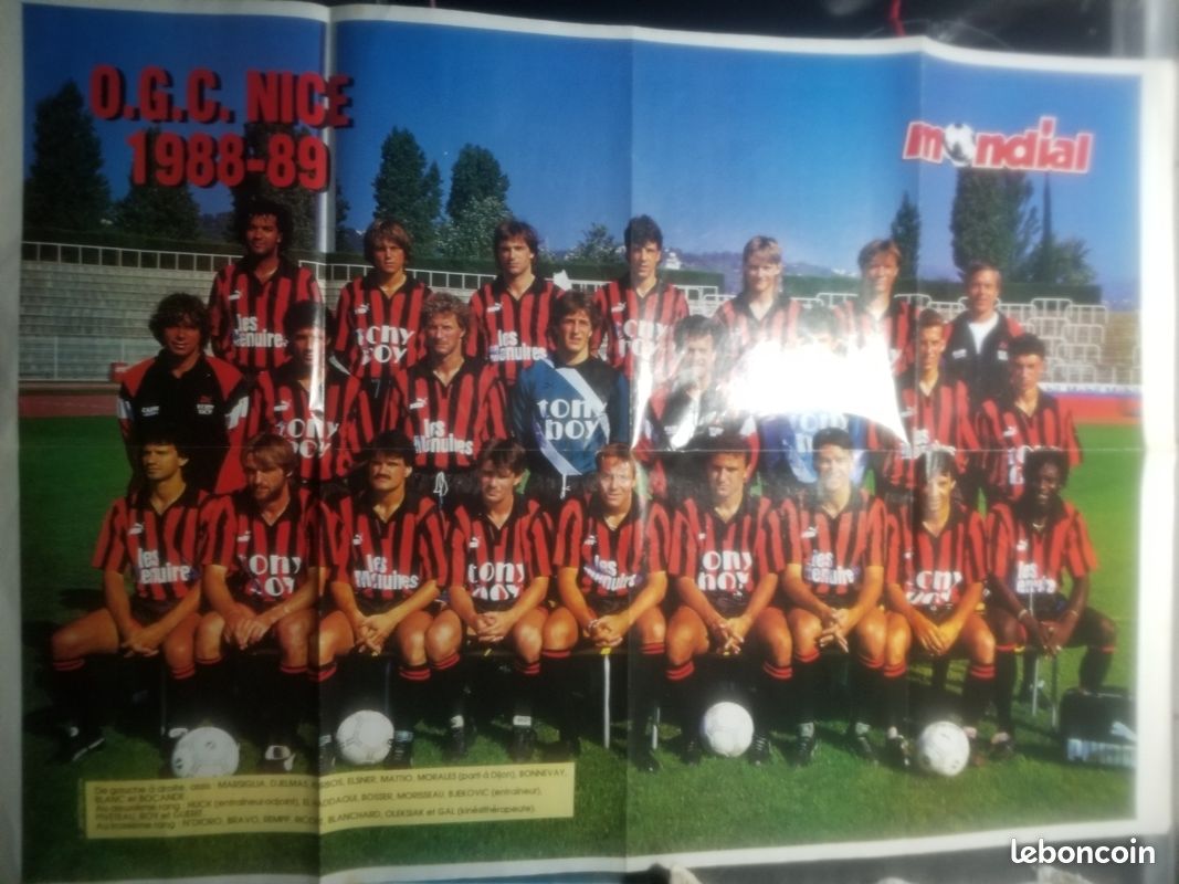 Poster / Page OGC NICE – Saison 1980/81 – Équipe Vintage