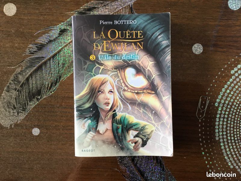 Livre : « La quête D’Ewilan » (image 2)