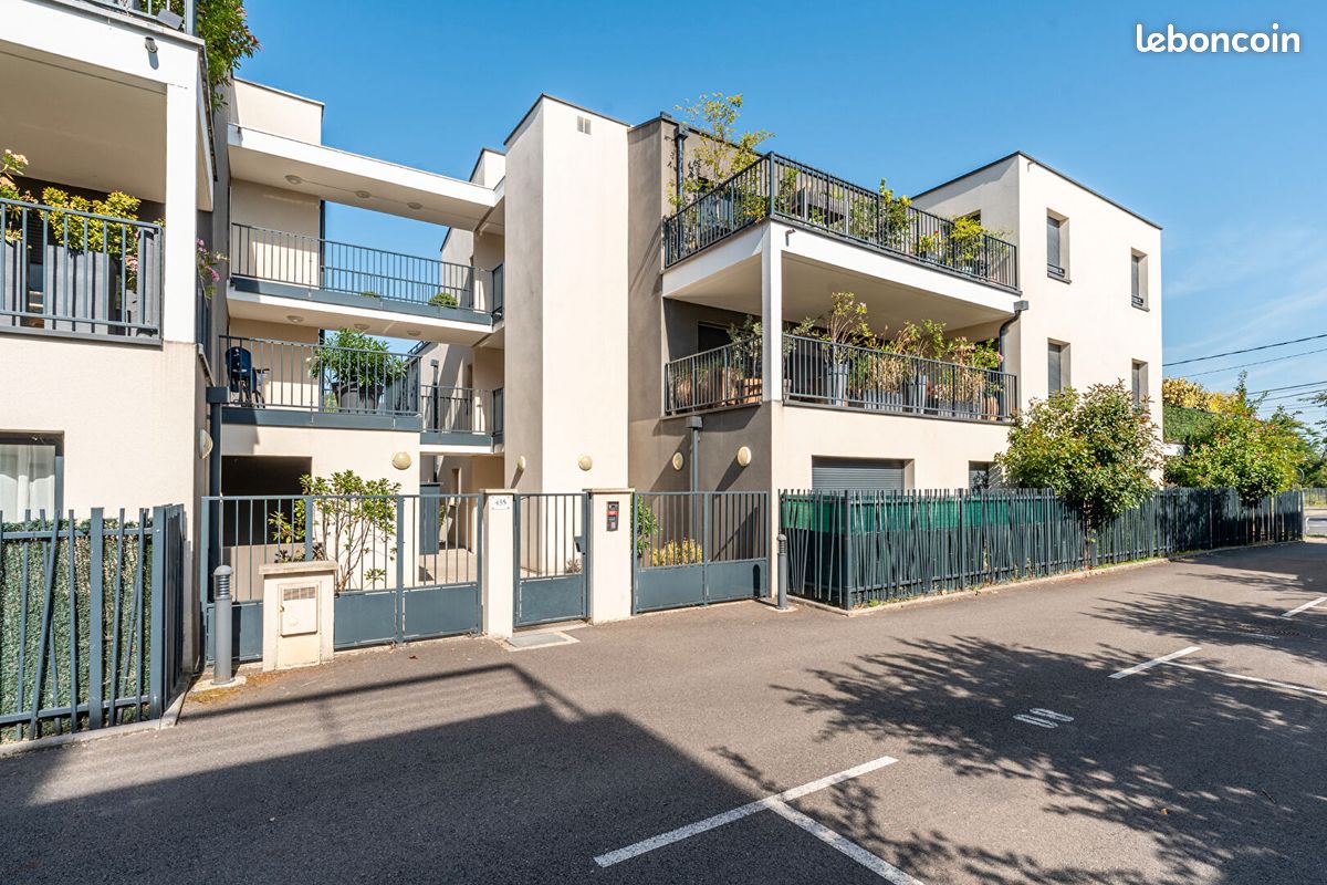Appartement 3 pièces 67 m² · à Villefranche-sur-Saône · 67 m² · 250 000 €