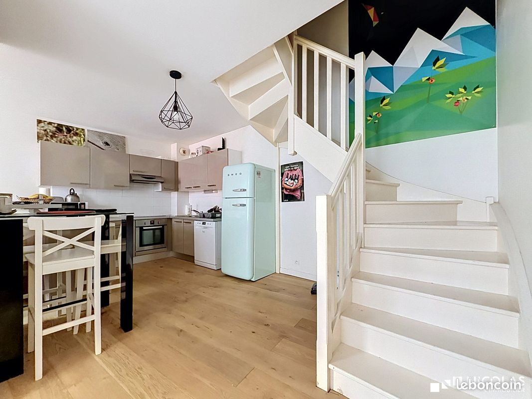 Appartement 4 pièces 111 m² · à Bordeaux · 111 m² · 390 000 €