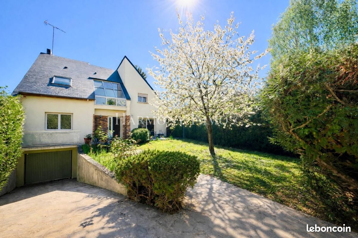 Maison 6 pièces 210 m² · à Antony · 210 m² · 880 000 €