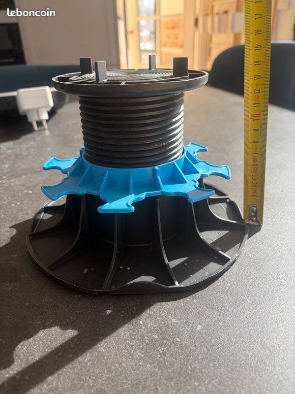 Plots pour terrasse Hmin 8cm / Hmax 14cm (image 2)