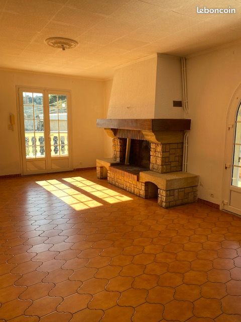 Appartement 4 pièces 115 m² · à Bédarrides · 115 m² · 863 €/mois