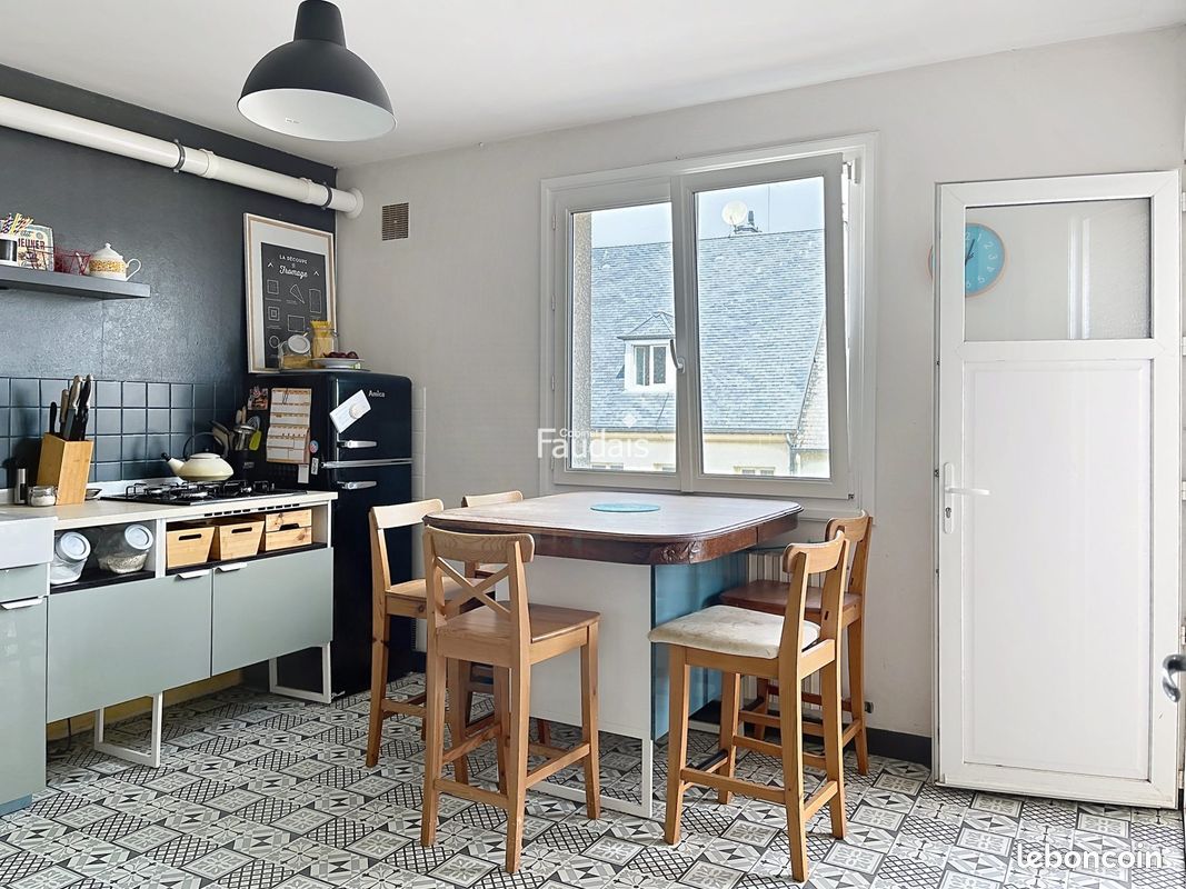 Appartement 4 pièces 94 m² · à Coutances · 94 m² · 172 000 €