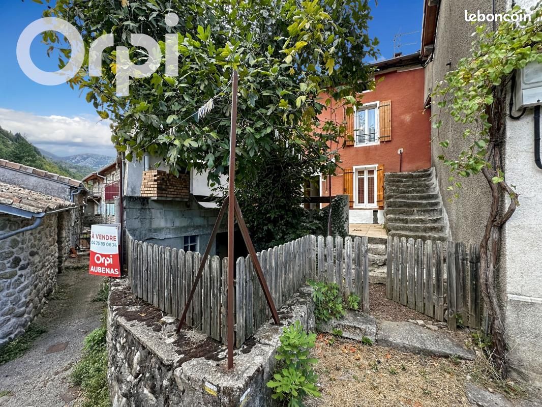 Maison 5 pièces 85 m² · à Barnas · 85 m² · 95 000 €