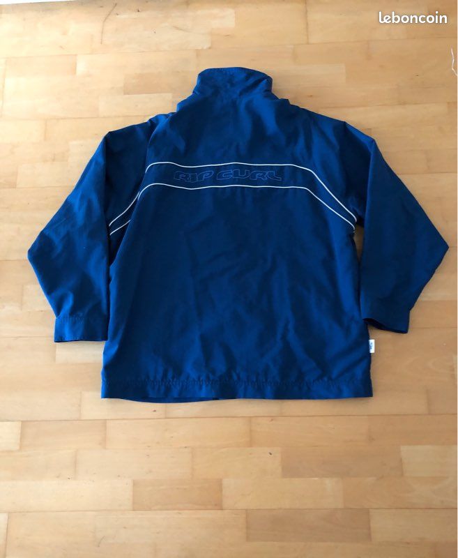 Veste imperméable taille M marque Rip Curl (image 2)