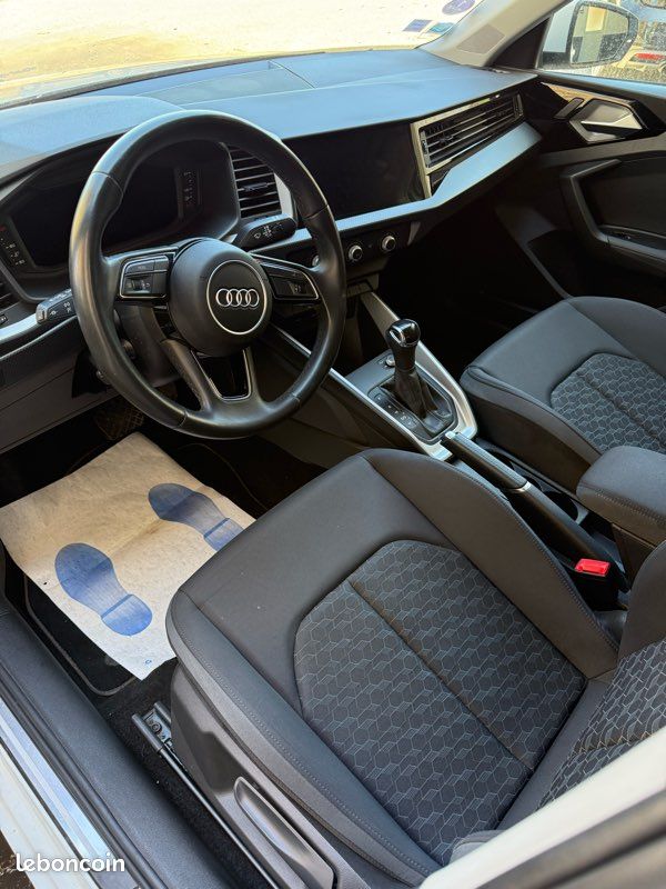 AUDI A1 SPORTBACK 30 TFSI 110ch S Tronic 7 Advanced 2 (image 7)