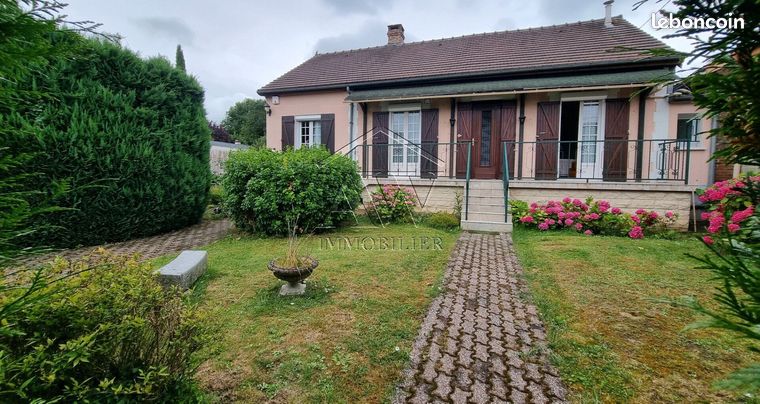 Maison 7 pièces 151 m²