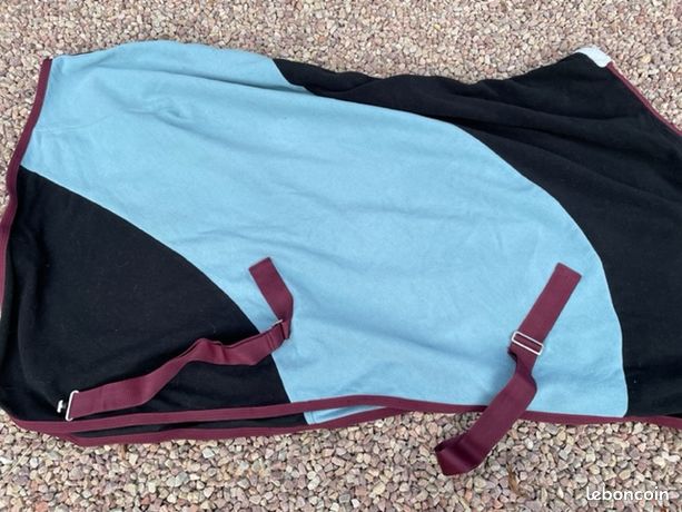 Couverture Cheval WeatherBeeta Taka 75 Pouces - Imperméable Et Respirante Bleue