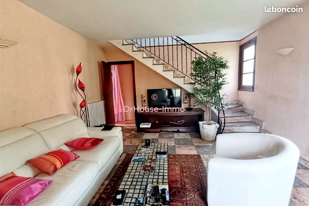Maison 5 pièces 120 m² · à Arette · 120 m² · 130 000 €