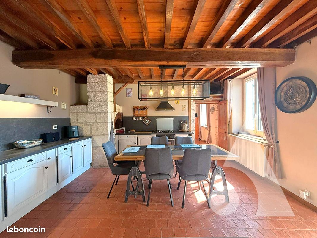 Maison 5 pièces 139 m² · à Estrées-Saint-Denis · 139 m² · 285 000 €