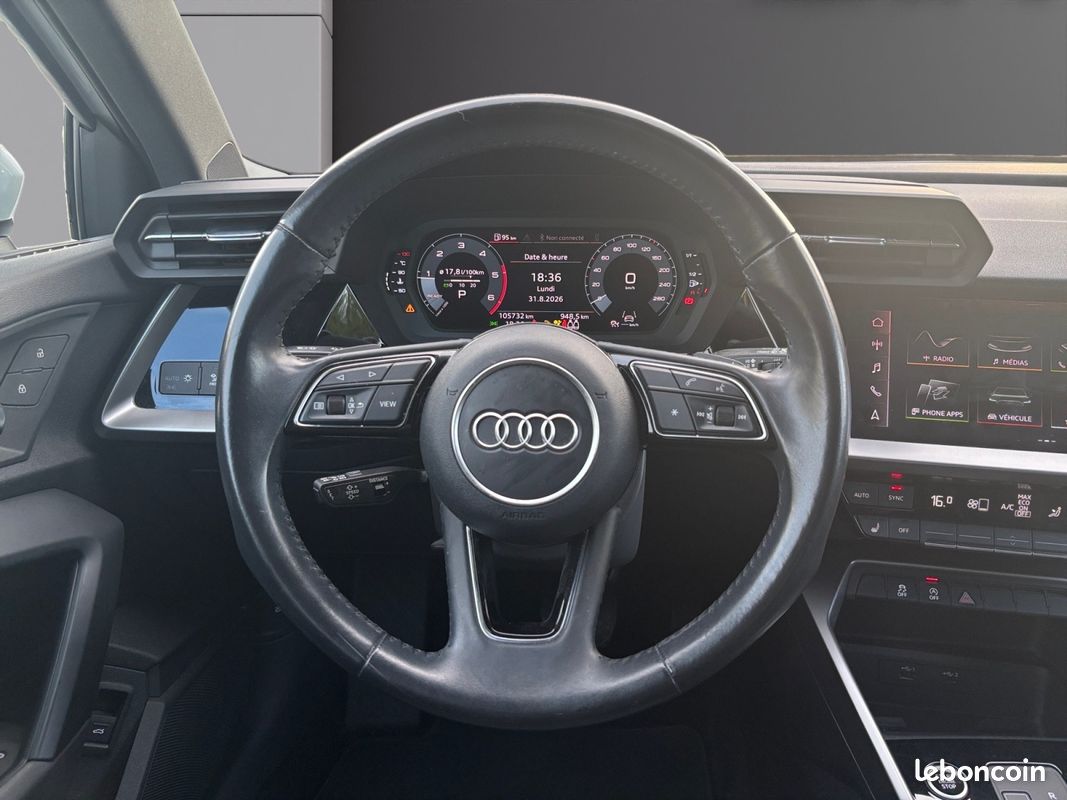 AUDI A3 SPORTBACK 35 TDI 150 S tronic 7 S Line (image 11)