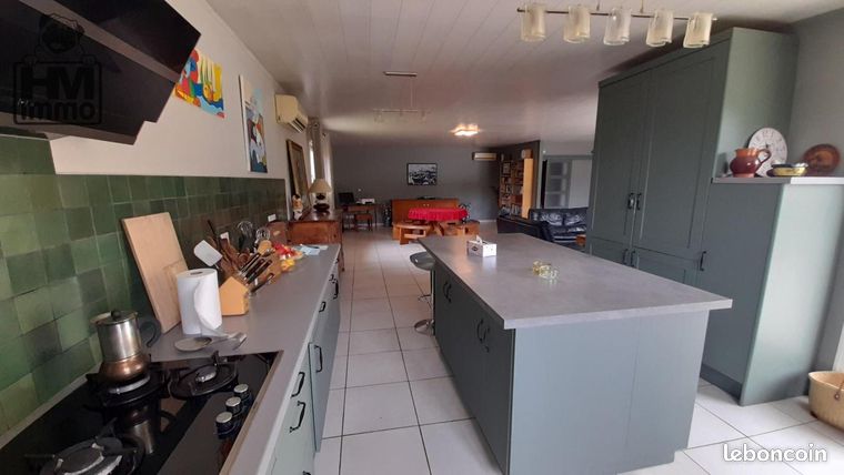 Propriété 9 pièces 169 m²