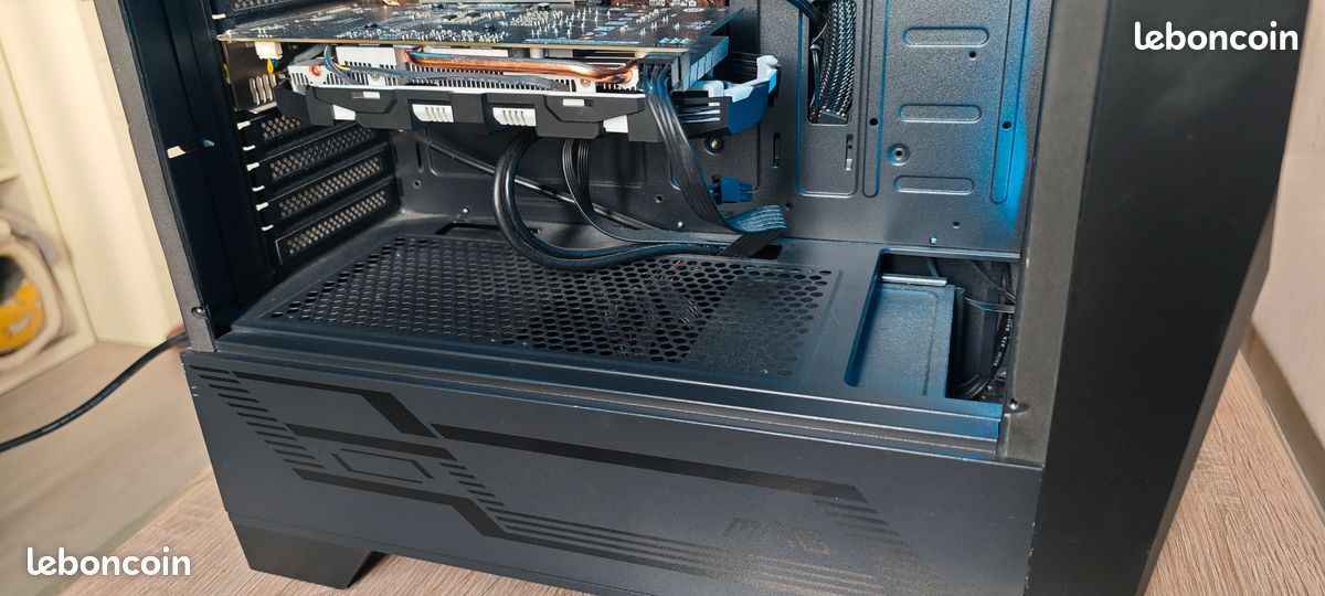 Carcasse De Tour PC Vide Pour HP Pavilion - Pièce Détachée Occasion #B70