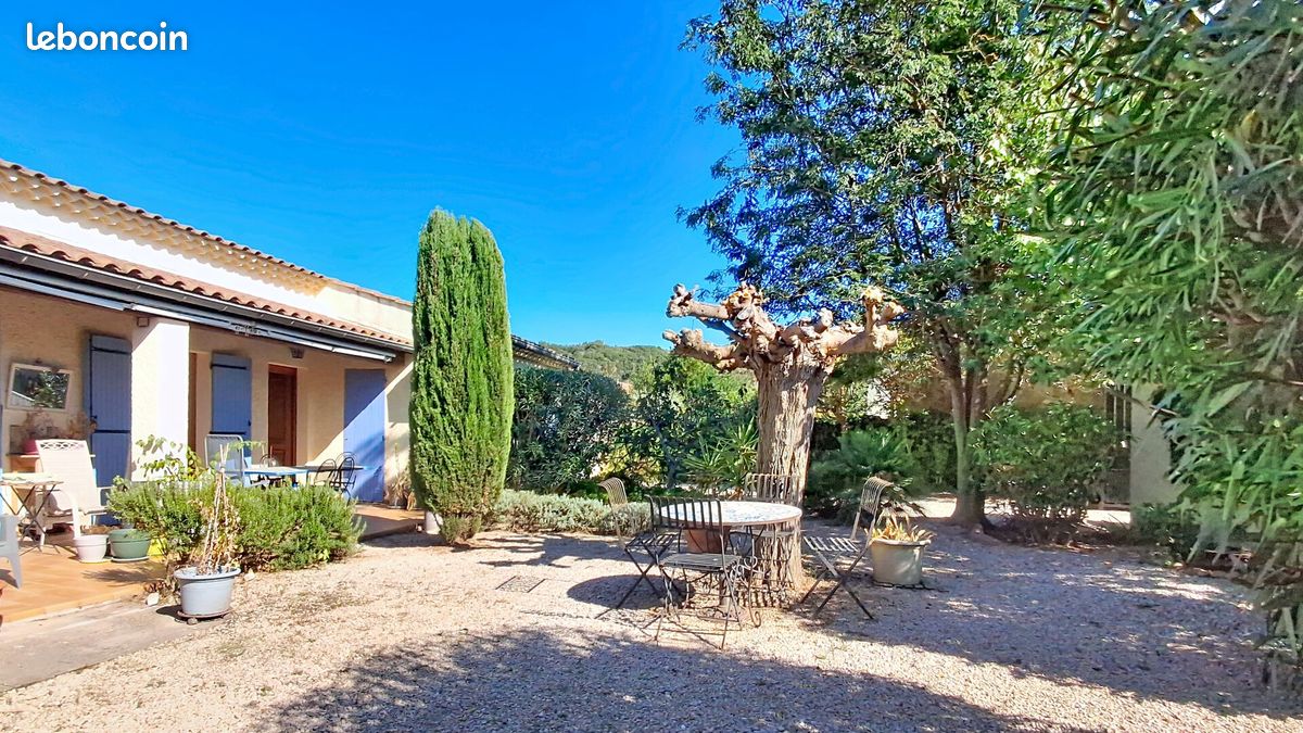 Maison 4 pièces 95 m² · à Rochefort-du-Gard · 95 m² · 289 000 €