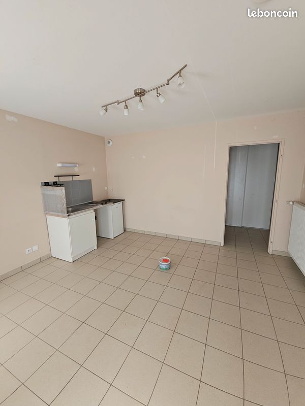 Appartement 1 pièce 25 m² · à Auxerre · 25 m² · 335 €/mois
