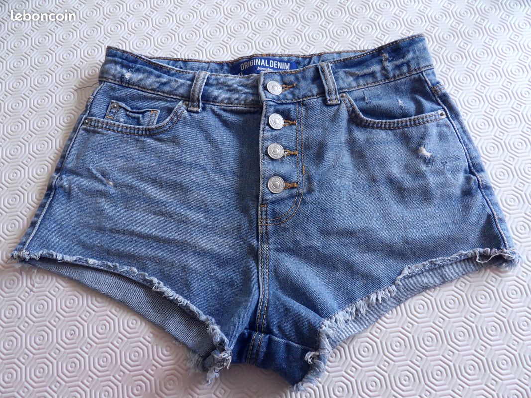 Denim Short Jennyfer Short En Jean, Jennyfer T 34 Vêtements