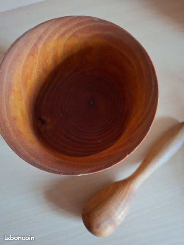 Mortier en bois (image 3)