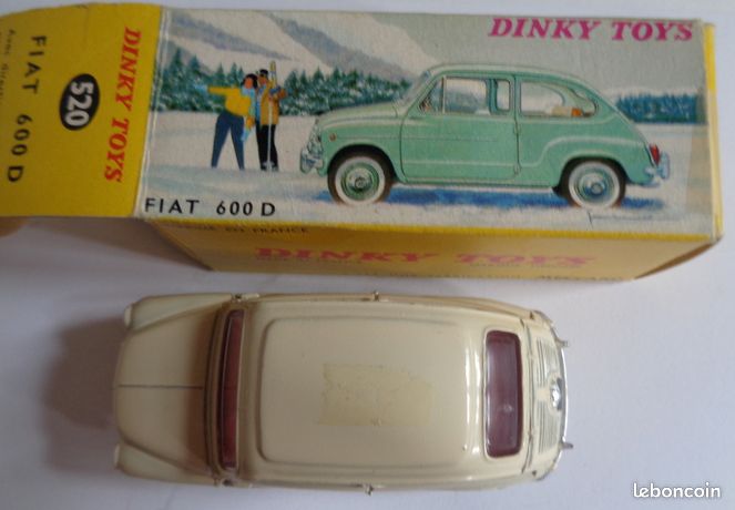 Dinky Toys France N°520 - Fiat 600D Couleur Framboise - Miniature Ancienne En Boîte