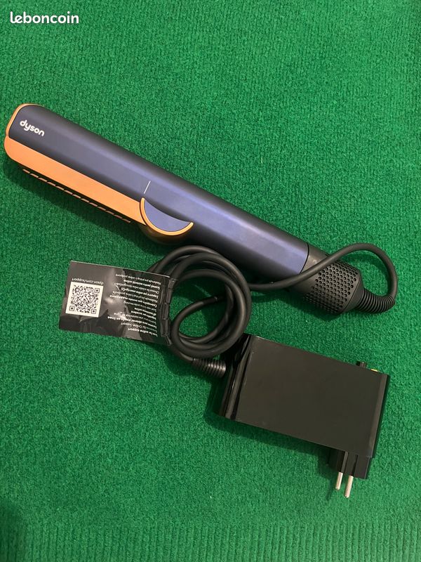 Dyson airstrait (image 2)