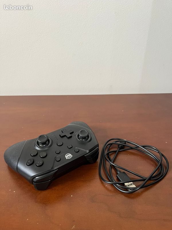 Nintendo Switch Oled + jeu & accéssoires (image 10)