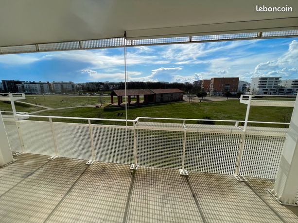 https://img.leboncoin.fr/api/v1/lbcpb1/images/2e/cb/18/2ecb1837097ebfe38aef60559a22bd80169600a8.jpg?rule=ad-image
