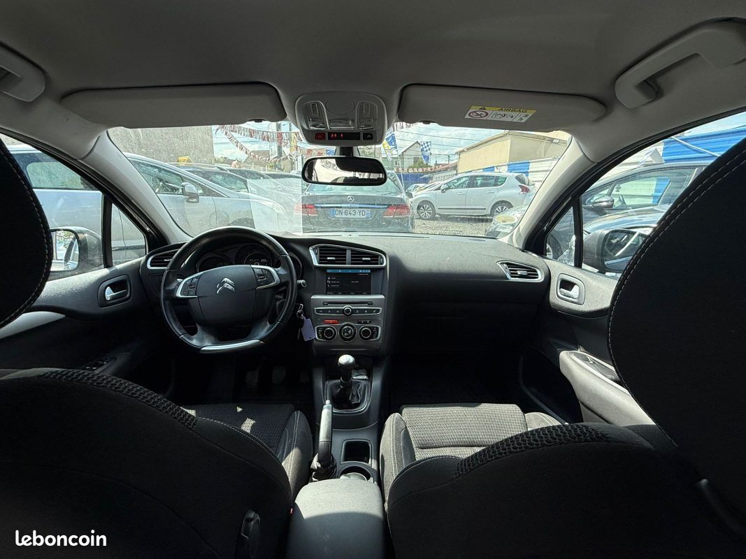CITROEN C4 05 cv 121 ch 1.6 BLUEHDI Très Bon Etat (image 12)