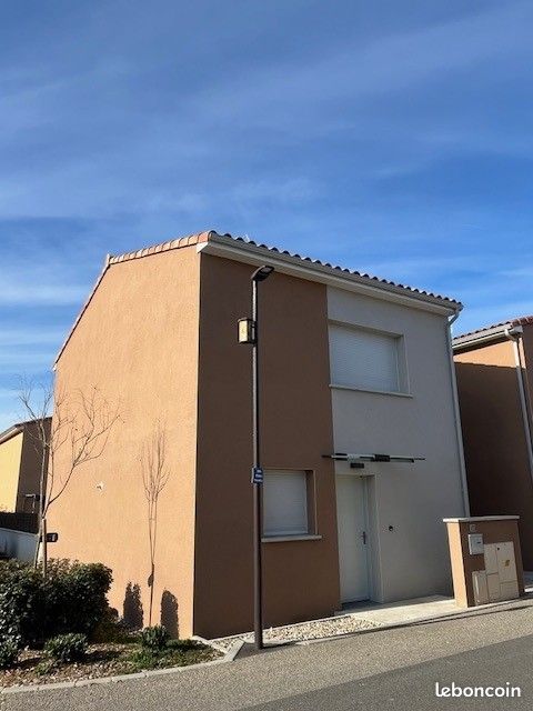 Maison 4 pièces 84 m² · à Saint-Sulpice-la-Pointe · 84 m² · 1 090 €