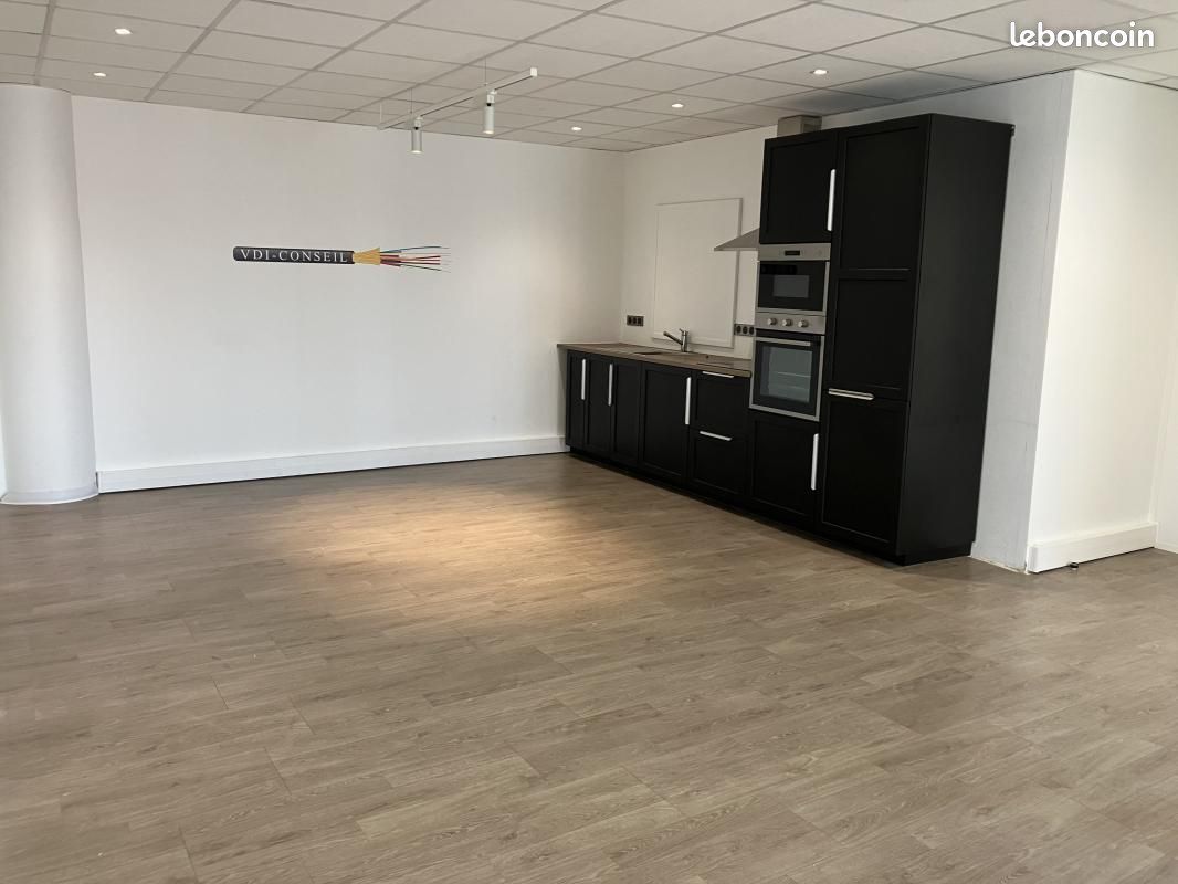Local bureaux 789 m² (image 8)
