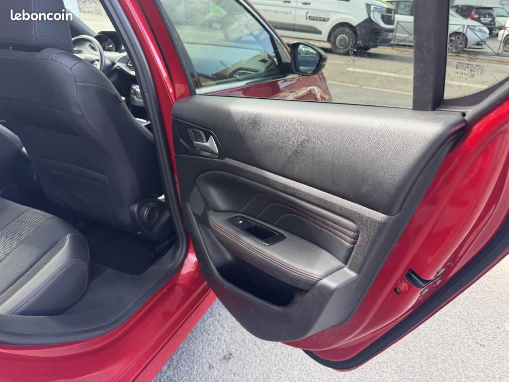PEUGEOT 308 1.5 BlueHDi S&S - 130 GT Line gps + clim + camera AR + Radar AR (image 13)