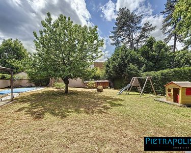 Maison 500 000 € - 111 m²