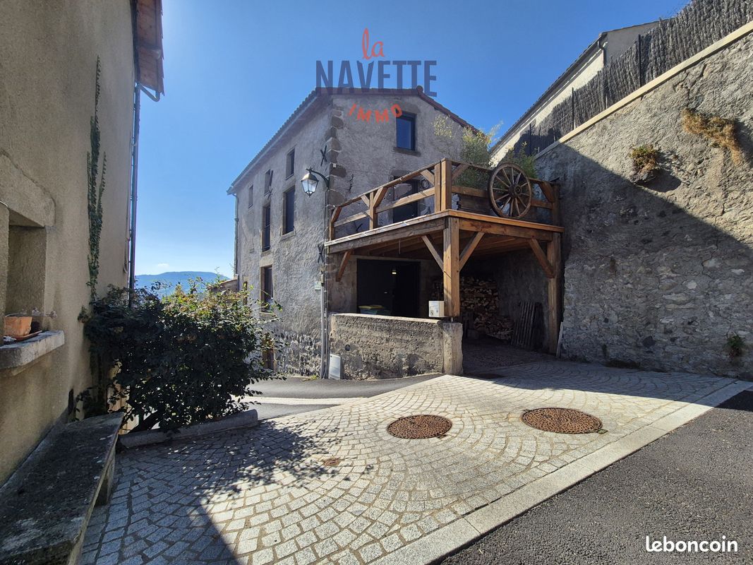 Maison 3 pièces 92 m² · à Veyre-Monton · 92 m² · 175 000 €