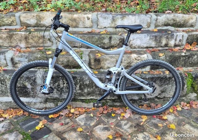 Vtt Giant Trance X4 (image 1)